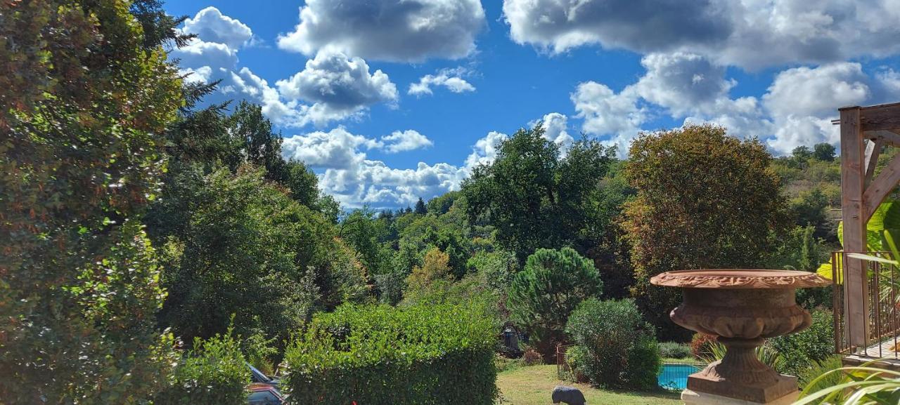 Holiday home Les Pierres Blondes