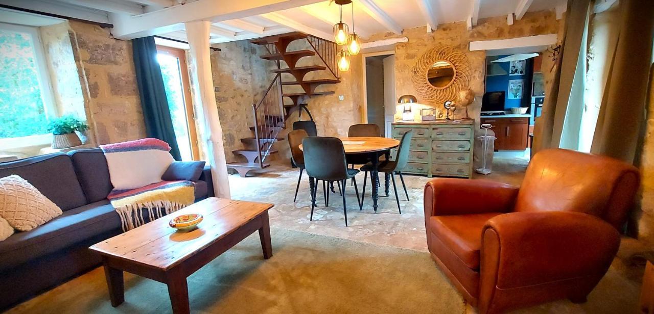 Holiday home Les Pierres Blondes