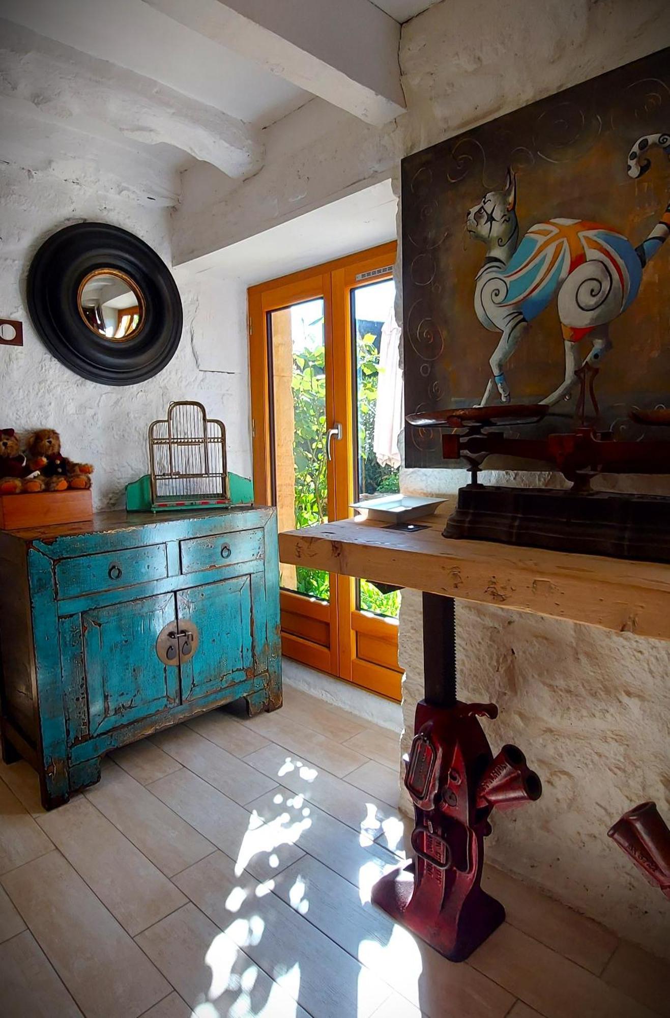 Les Pierres Blondes Holiday home *